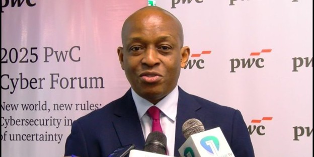 Professional services firm PricewaterhouseCoopers (PwC) has advised the Bank of Ghana to tread carefully as it considers whether to adjust the monetary policy rate at its meeting scheduled from Monday, November 24 to Wednesday, November 26, 2025. Ghana travel guide PwC flagged lingering external risks, referencing UK-based Fitch Solutions, which has cautioned that although Ghana’s economic outlook remains robust, rising Islamist insurgency in the Sahel could threaten the country’s growth trajectory. Speaking to the media on the sidelines at the PwC 2026 Post-Budget Forum, PwC Ghana’s Country Senior Partner, Vish Ashiagbor, said the central bank must balance the sharp decline in inflation with these emerging vulnerabilities as it reviews the current 21.5% policy rate. “I wouldn’t be surprised if the rate is held,” he said. “Inflation has dropped significantly and is now within the Bank of Ghana’s target band of 8 percent plus or minus 2, so there’s room for a cut. But Fitch has reminded us that risks are still out there, so caution is key.” He added that although a rate cut would be positive, maintaining the rate is the more likely outcome. “A cut would be good, but with so many variables at play, I wouldn’t be surprised if the committee decides to maintain the rate.” The policy decision comes on the back of the Bank of Ghana’s recent monetary adjustments. On September 17, 2025, the Monetary Policy Committee (MPC) lowered the benchmark rate by 350 basis points to 21.5%, citing a steady decline in inflationary pressures. The reduction was approved by a majority of MPC members. That move marked the second significant cut in 2025 as the central bank sought to stimulate credit growth and support economic recovery amid concerns over currency stability and looming utility tariff hikes. Earlier in July 2025, the MPC reduced the rate by 300 basis points from 28% to 25%, following a marginal increase in March from 27% to 28%. The Committee maintained the 28% rate at its May meeting.