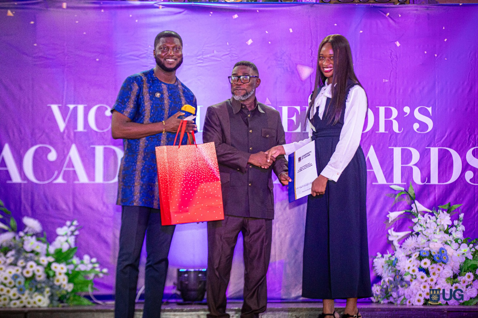 Kathleen Nicole Brown receives the Telecel Prize for Best Graduating Female Student in Computer Engineering for the 2024/2025 academic year.