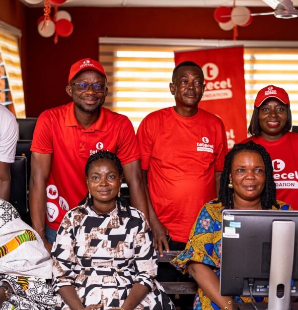 Telecel Ghana employees hand over renovated and equipped computer lab to Anum-Asikuma in the Eastern Region.